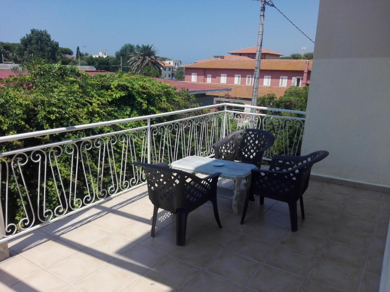 Acquaviva Experience B&B San Vincenzo Luaran gambar
